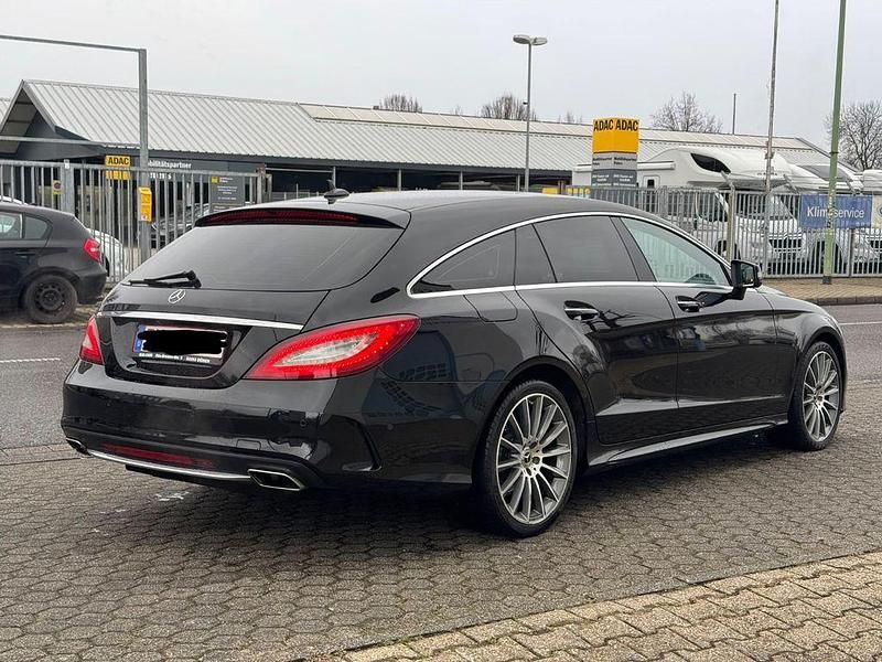 Gebraucht Mercedes CLS220 AMG 170 PS (125 kW) 2018 Schwarz Coupé