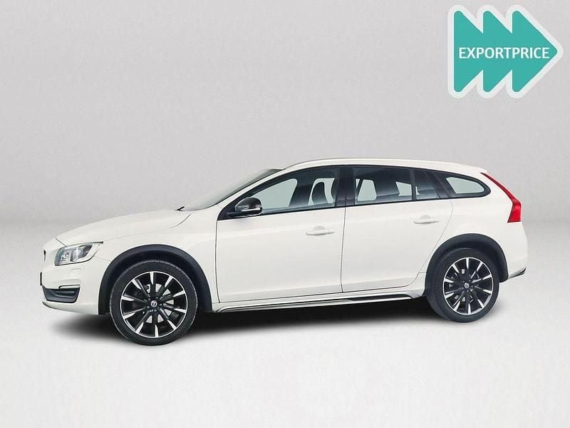 Gebraucht Volvo V60 CC 150 PS (110 kW) 2019 Weiß Kombi