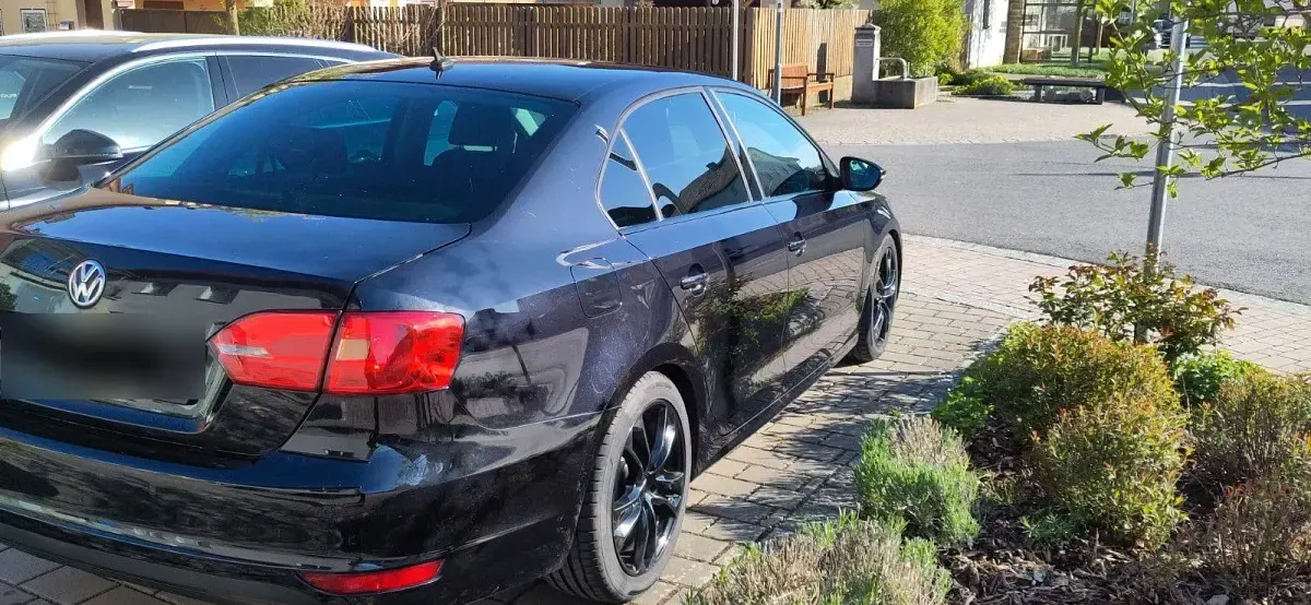 Brugt VW Jetta Highline 160 HK (117 kW) 2011 Sort Sedan