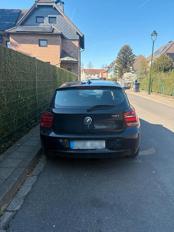 Gebraucht BMW 116 136 PS (100 kW) 2013 Schwarz Kleinwagen