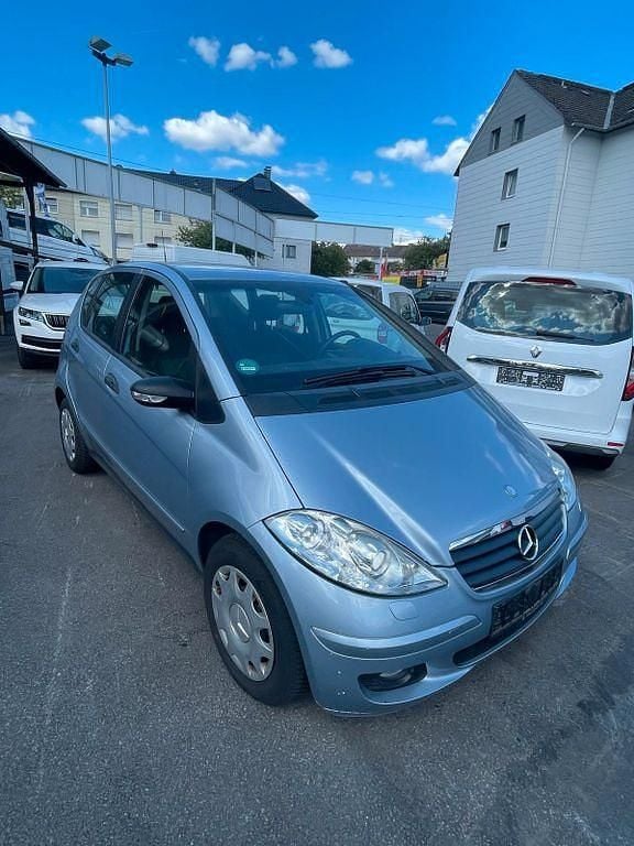 Blau Gebraucht 2008 Mercedes A150 Limousine | 2.900 € (Guter Preis) - Bild 1/4