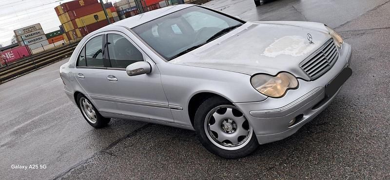 Gebraucht Mercedes C220 Elegance 143 PS (105 kW) 2001 Grau Kombi