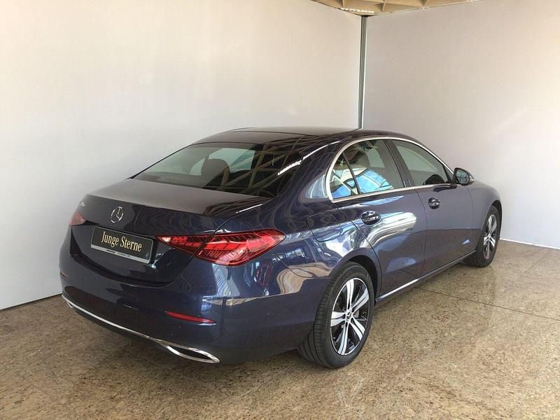 Gebraucht Mercedes C300e Advanced Plus 204 PS (150 kW) 2024 Lack sodalithblau Limousine