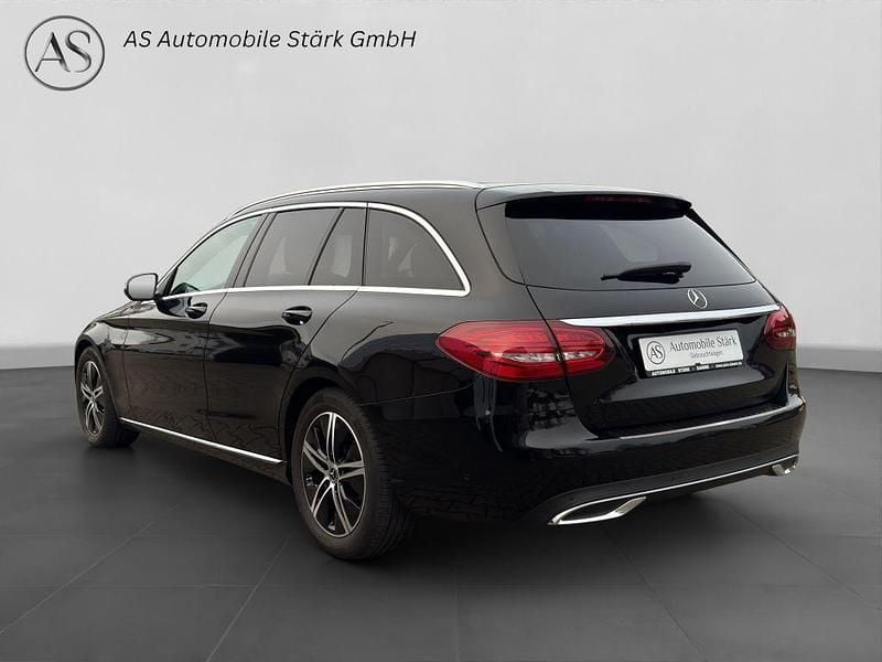 Gebraucht Mercedes C200 Avantgarde 184 PS (135 kW) 2020 Schwarz Limousine