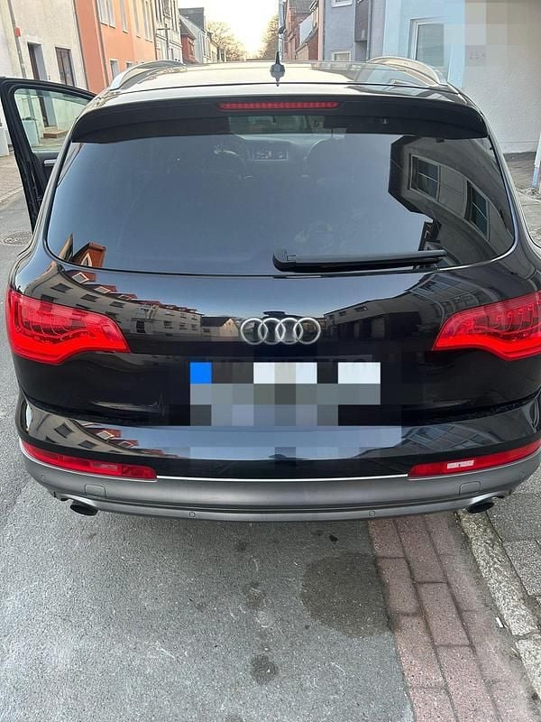 Gebraucht Audi Q7 275 PS (202 kW) 2010 Schwarz SUV