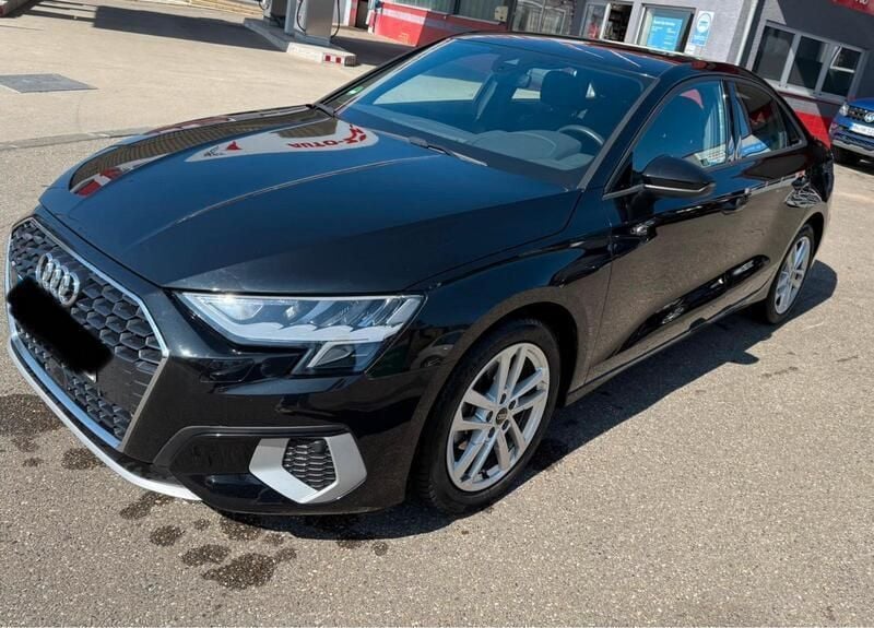 Schwarz Gebraucht 2022 Audi A3 Limousine | 20.000 € (Guter Preis) - Bild 1/4