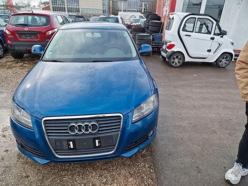 Gebraucht Audi A3 Ambition 90 PS (66 kW) 2009 Blau Kleinwagen