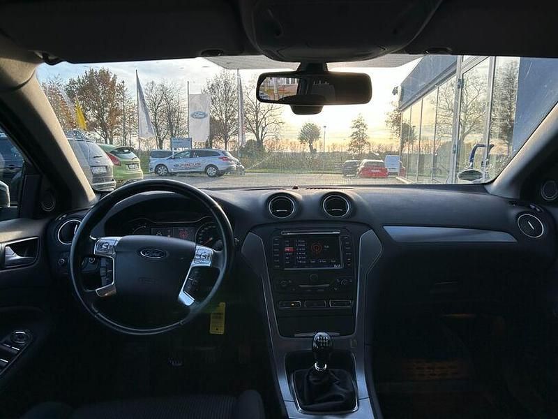 Gebraucht Ford Mondeo Titanium 160 PS (117 kW) 2012 Schwarz Limousine