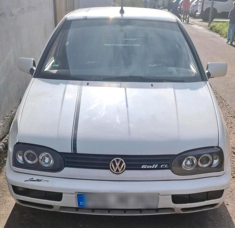 Weiß Gebraucht 1996 VW Golf III Limousine | 1.550 € (Superpreis) - Bild 1/4