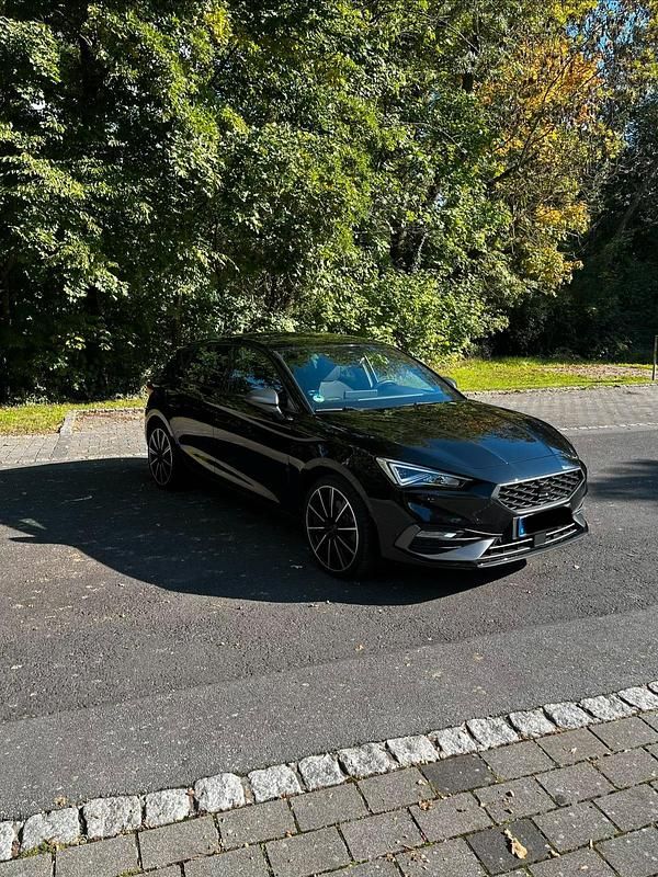 Gebraucht Seat Leon FR 204 PS (150 kW) 2020 Schwarz Limousine