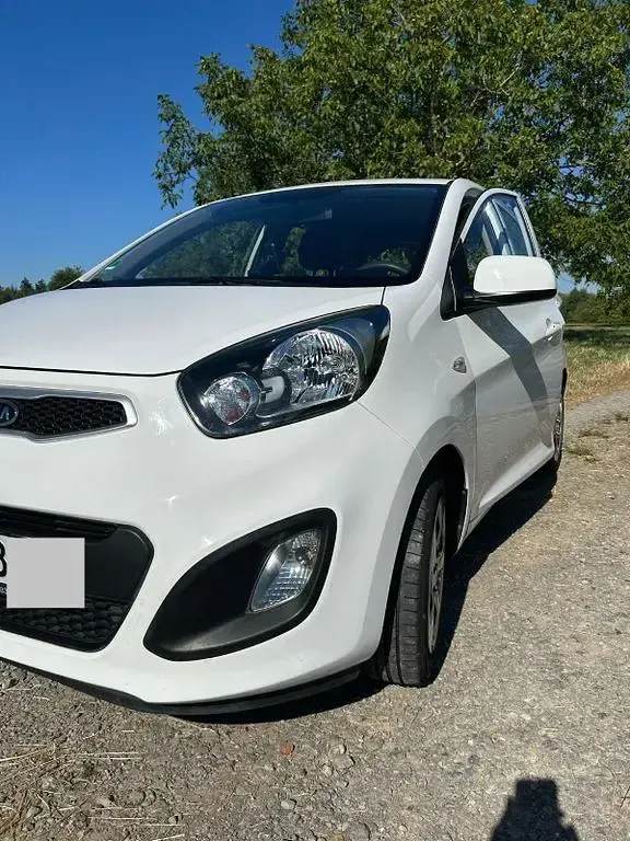 Gebraucht Kia Picanto 69 PS (50 kW) 2012 Weiß Kleinwagen