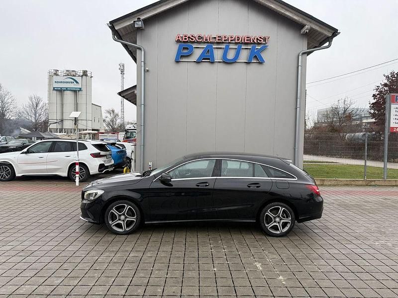Gebraucht Mercedes CLA180 109 PS (80 kW) 2016 Schwarz Limousine