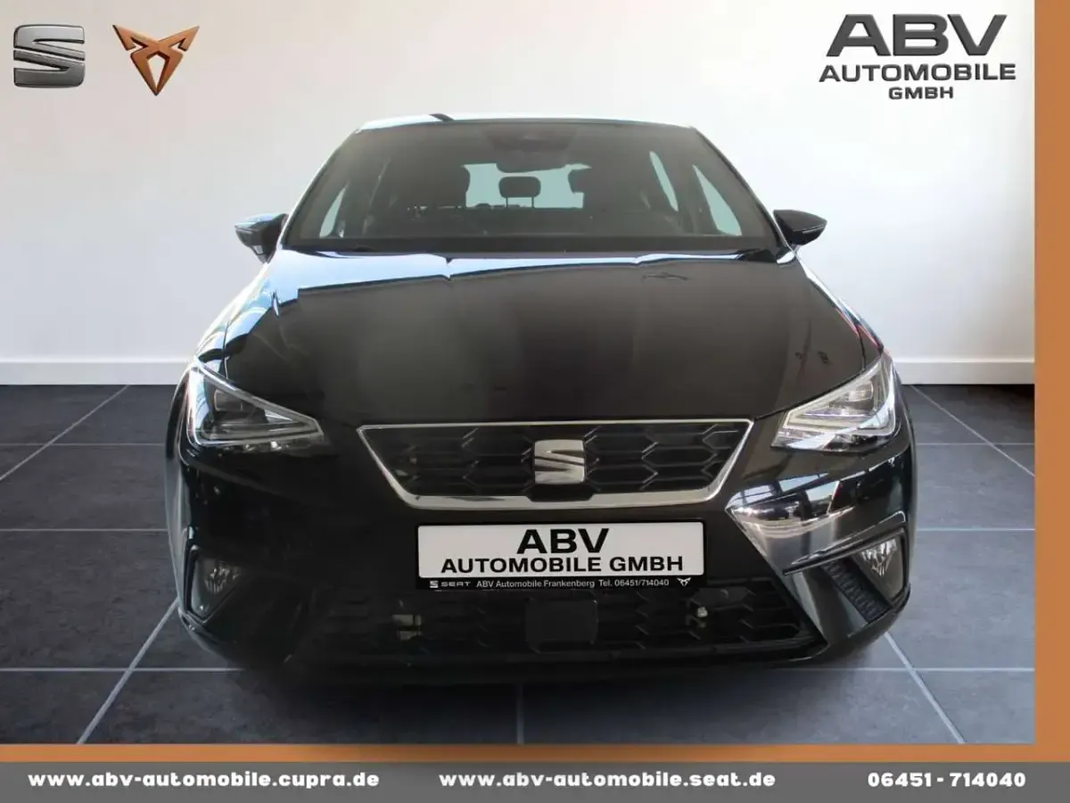 Gebraucht Seat Ibiza Black Edition 150 PS (110 kW) 2023 Mitternachtsschwarz Kleinwagen