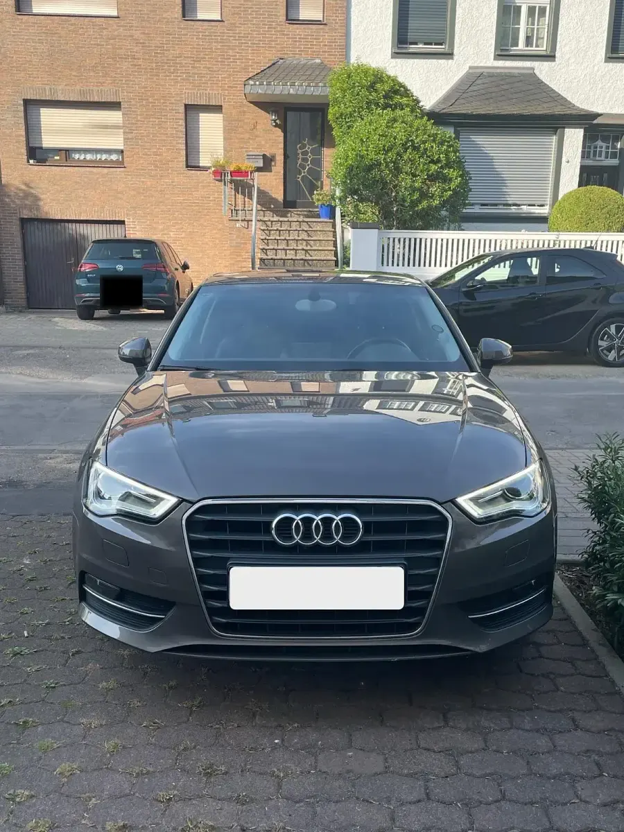 Gebraucht Audi A3 125 PS (91 kW) 2014 Grau Limousine