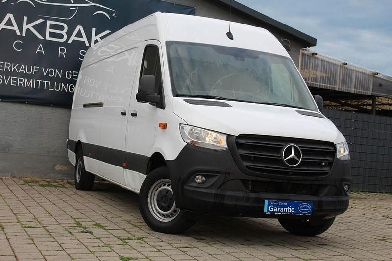 Gebraucht Mercedes Sprinter 150 PS (110 kW) 2023 Weiß Van