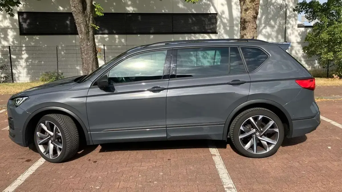 Gebraucht Seat Tarraco FR 190 PS (139 kW) 2022 Grau SUV