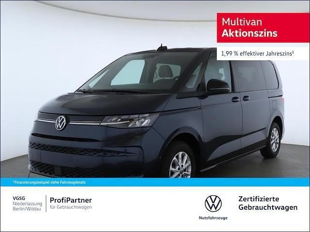 Blau Gebraucht 2024 VW Multivan Life Van / Kleinbus | 50.420 € (Superpreis) - Bild 1/4