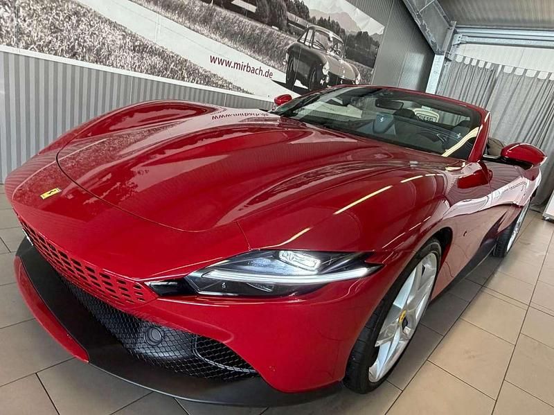 Gebraucht Ferrari Roma 620 PS (456 kW) 2025 Rosso mugello Cabrio
