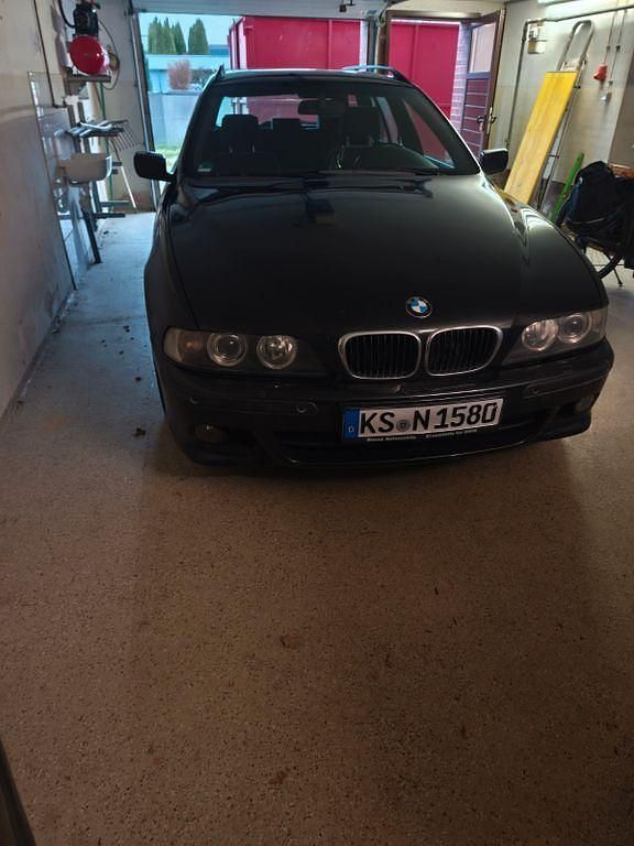 Gebraucht BMW 525 Sport Line 192 PS (141 kW) 2002 Schwarz Kombi