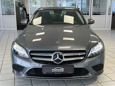 Gebraucht Mercedes C180 Avantgarde 156 PS (114 kW) 2021 Grau Limousine
