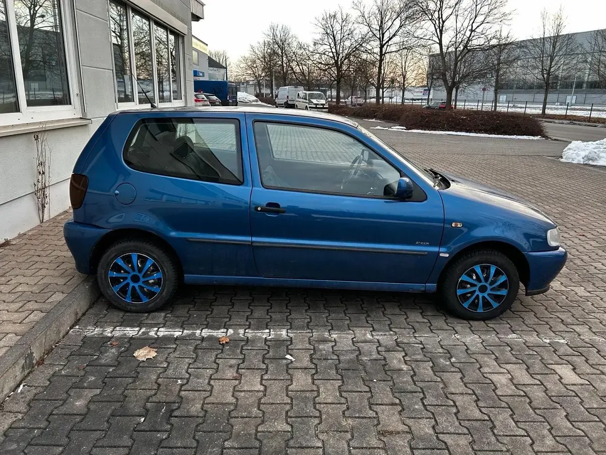 Gebraucht VW Polo 60 PS (44 kW) 1999 Blau Limousine