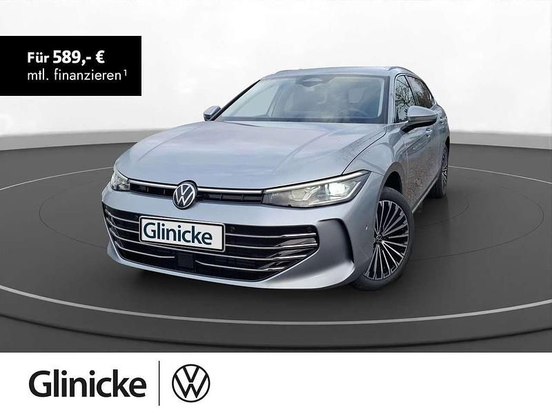 Oyster silver metallic Neu 2025 VW Passat Elegance Kombi | 59.950 € - Bild 1/3