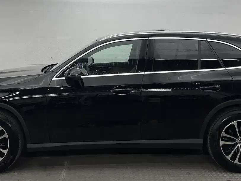 Gebraucht Mercedes GLC220 Advanced Plus 197 PS (144 kW) 2024 Schwarz SUV