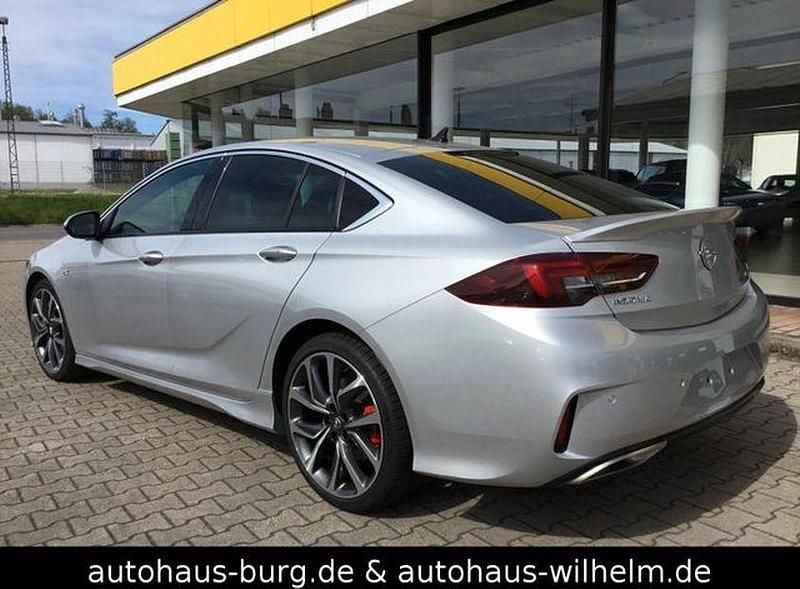 Gebraucht Opel Insignia 209 PS (153 kW) 2019 Silber Limousine