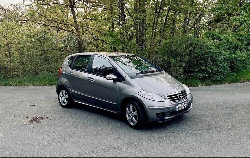 Grau Gebraucht 2007 Mercedes A170 Avantgarde Van / Kleinbus | 4.200 € (Fairer Preis) - Bild 1/4