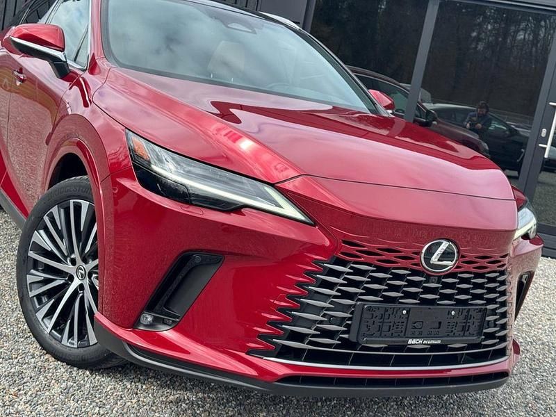 Gebraucht Lexus RX450h+ E-FOUR Executive Line 185 PS (136 kW) 2023 Rot SUV