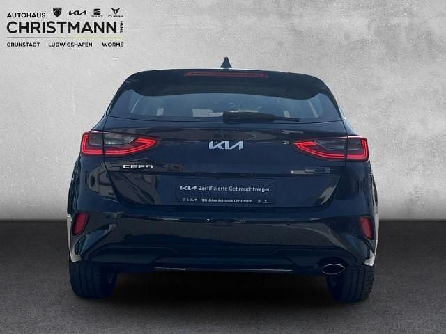 Gebraucht Kia Ceed Vision 120 PS (88 kW) 2022 Schwarz Kleinwagen