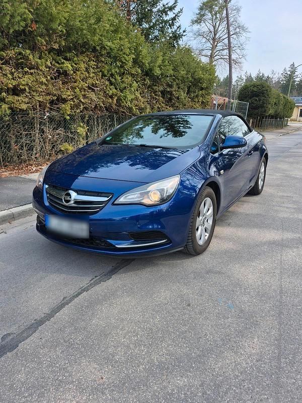 Gebraucht Opel Cascada 120 PS (88 kW) 2013 Blau Cabrio