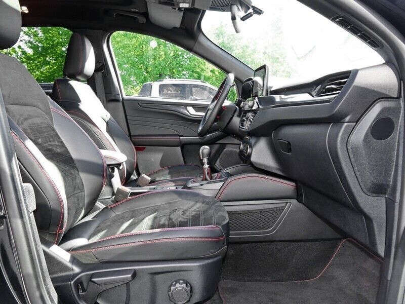 Gebraucht Ford Kuga ST-Line X 150 PS (110 kW) 2024 Schwarz SUV