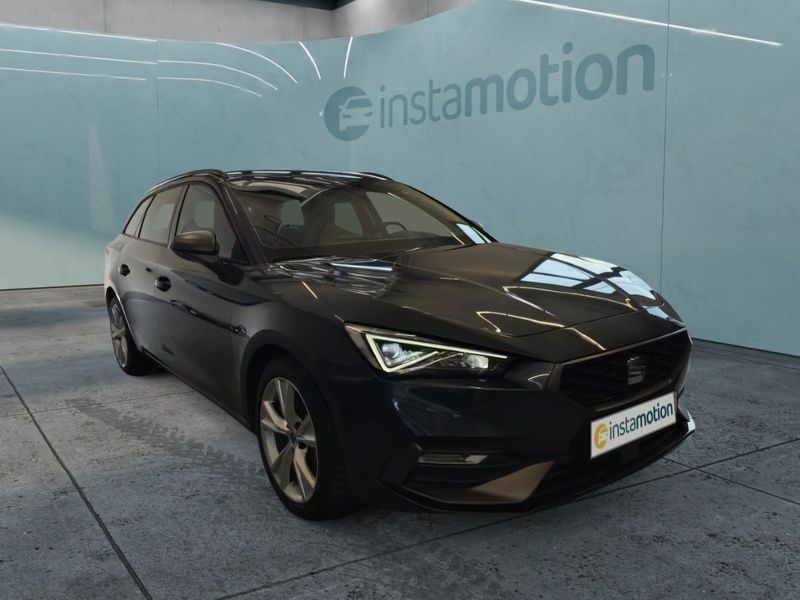 Grau Gebraucht 2024 Seat Leon Van / Kleinbus | 29.501 € (Etwas zu teuer) - Bild 1/3