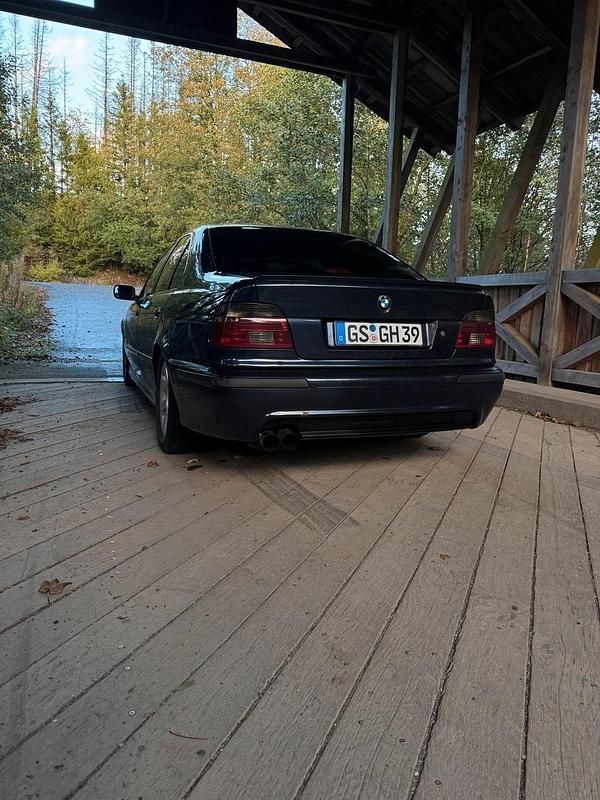 Gebraucht BMW 520 150 PS (110 kW) 1998 Blau Limousine