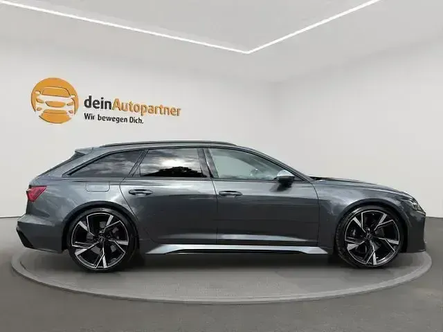Gebraucht Audi RS6 Comfort 600 PS (441 kW) 2022 Daytonagrau perleffekt Kombi