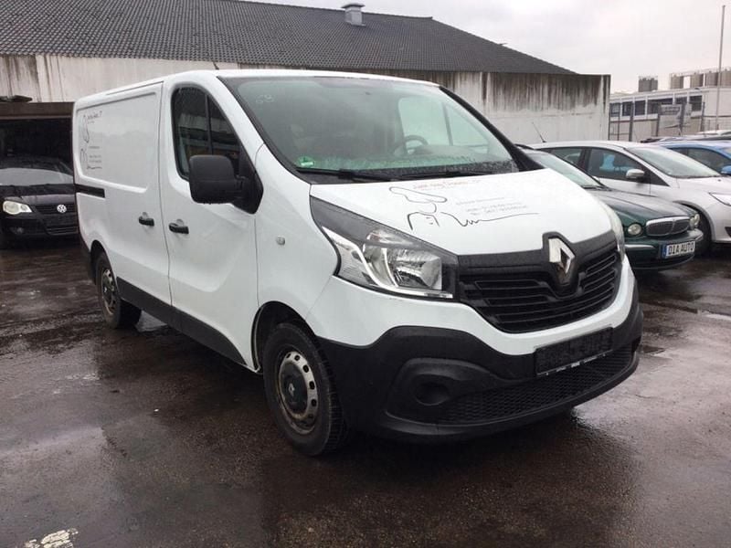 Weiß Gebraucht 2017 Renault Trafic Komfort Van / Kleinbus | 6.999 € (Superpreis) - Bild 1/4