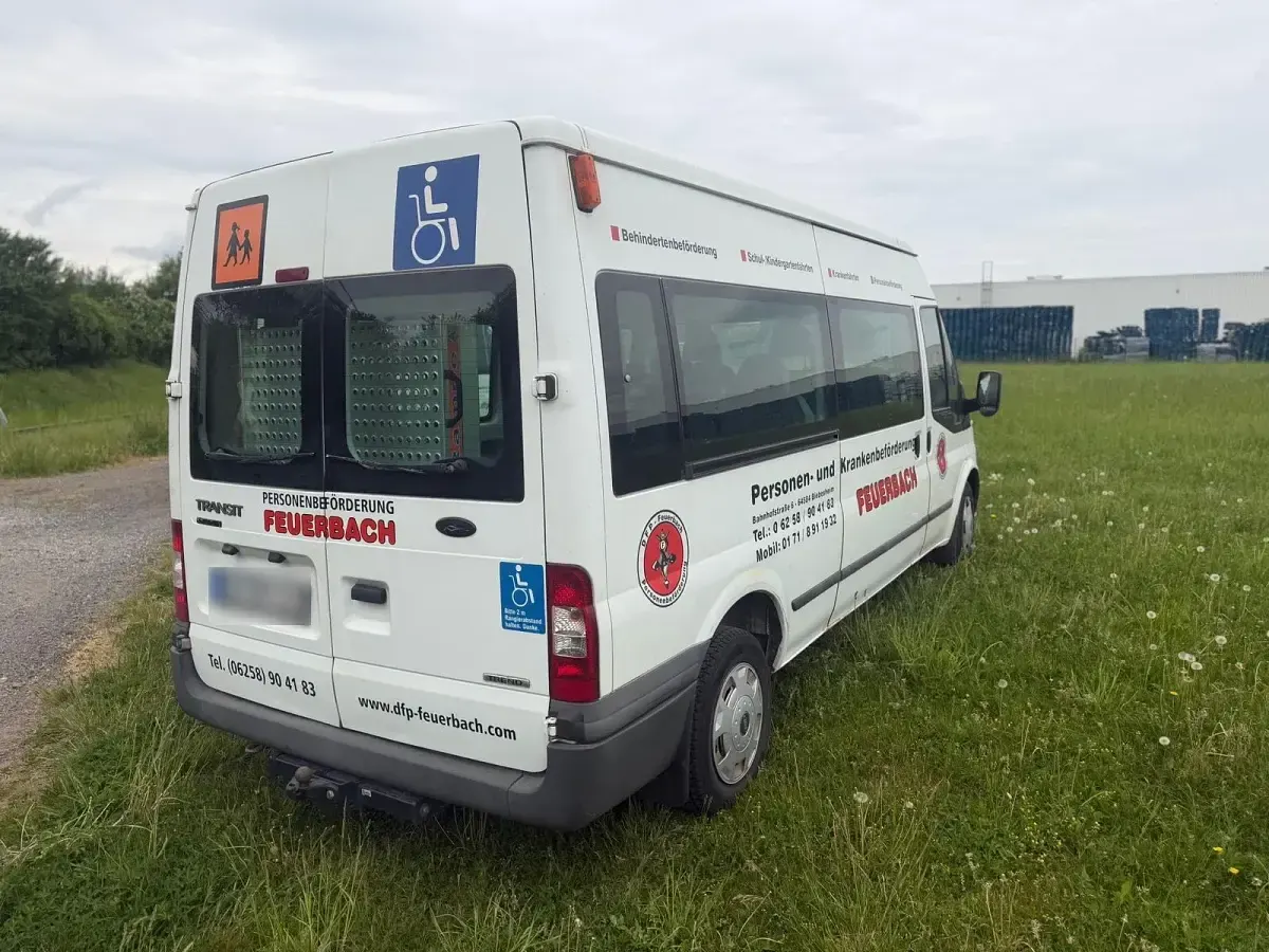 Gebraucht Ford Transit 125 PS (91 kW) 2012 Weiß Van / Kleinbus