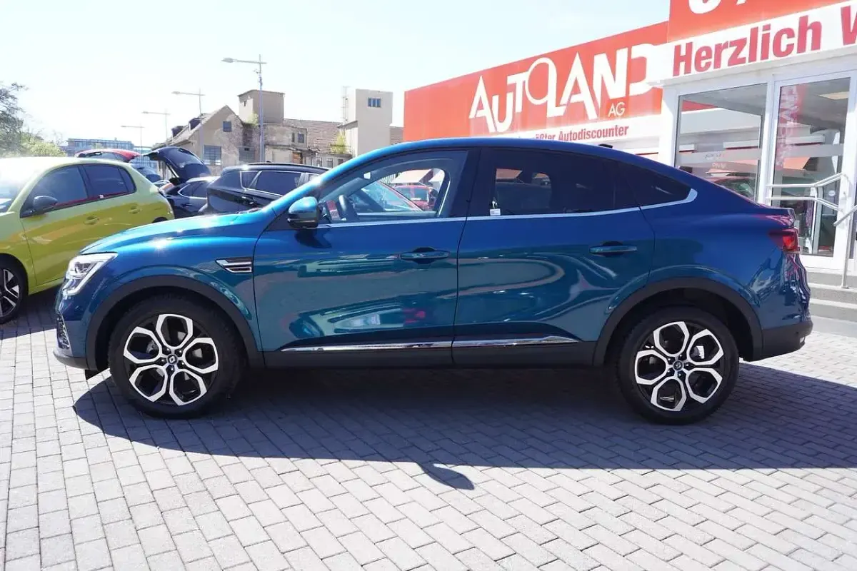 Gebraucht Renault Arkana Techno 140 PS (102 kW) 2024 Blau SUV