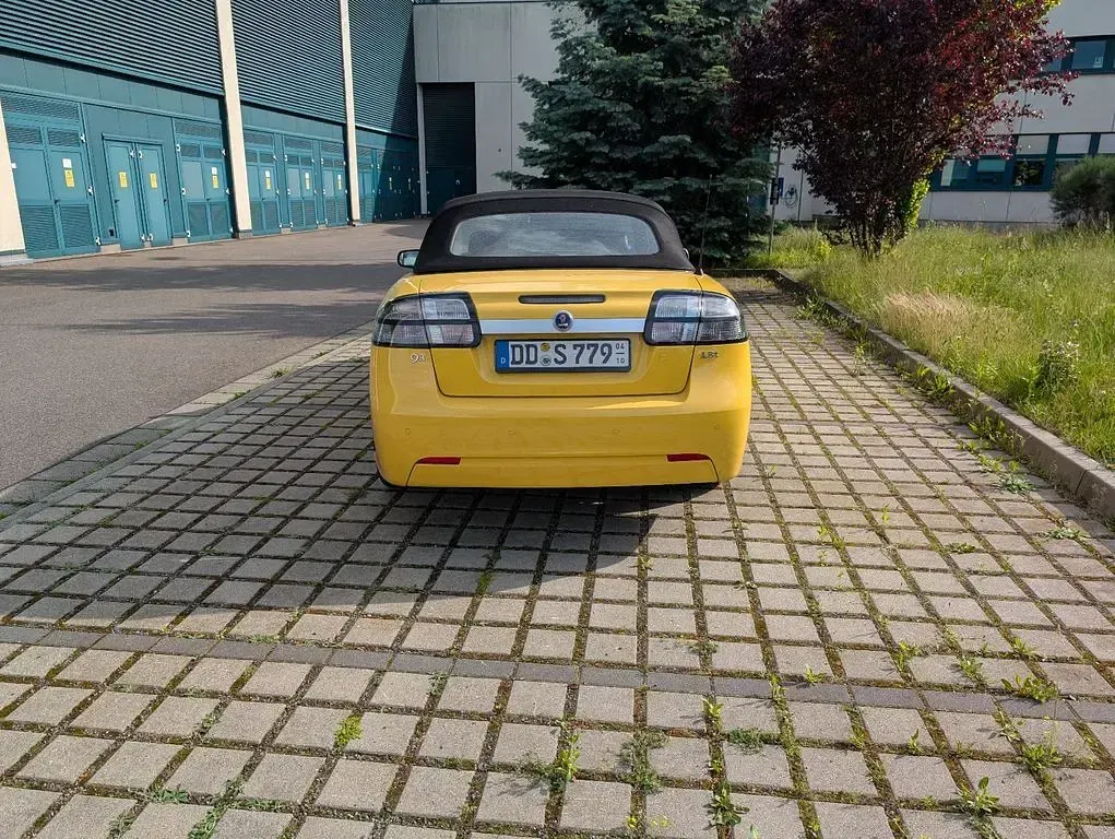 Gebraucht Saab 9-3 Cabriolet Vector 150 PS (110 kW) 2008 Gelb Cabrio