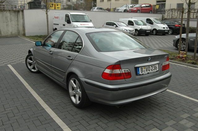 Gebraucht BMW 320 231 PS (169 kW) 2004 Grau metallic Limousine