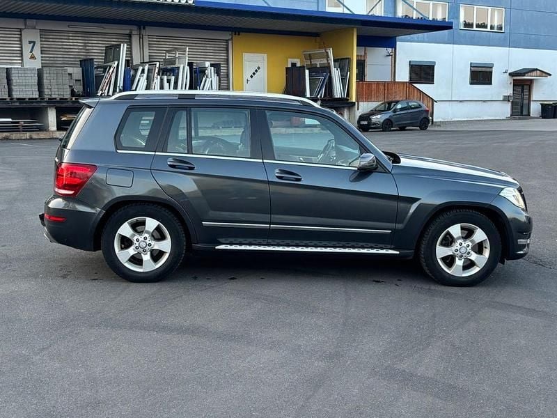 Gebraucht Mercedes GLK220 170 PS (125 kW) 2014 Grau SUV
