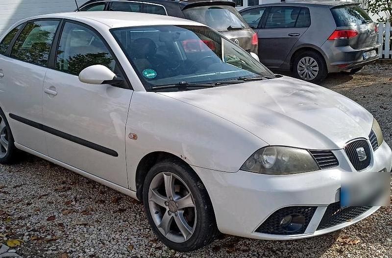Weiß Gebraucht 2007 Seat Ibiza Kleinwagen | 999 € (Guter Preis) - Bild 1/4