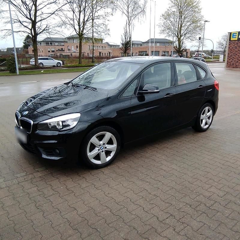 Gebraucht BMW 214 95 PS (69 kW) 2015 Schwarz Kombi