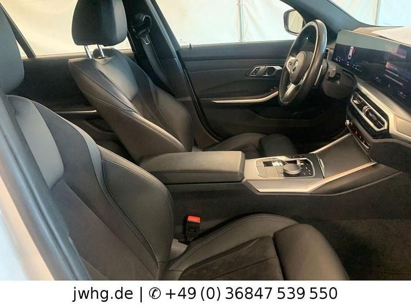 Gebraucht BMW 330 Shadowline 245 PS (180 kW) 2022 Alpinweiss iii Kombi