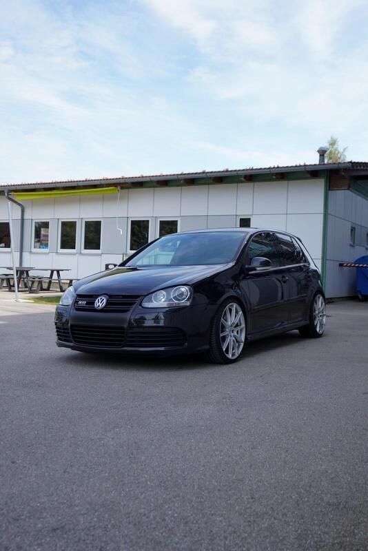 Schwarz Gebraucht 2008 VW Golf V R Kleinwagen | 18.000 € - Bild 1/4