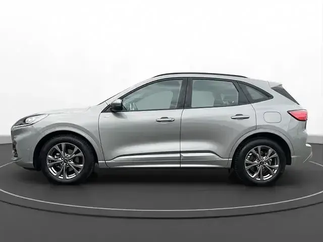 Gebraucht Ford Kuga ST-Line 120 PS (88 kW) 2023 Solarsilber SUV