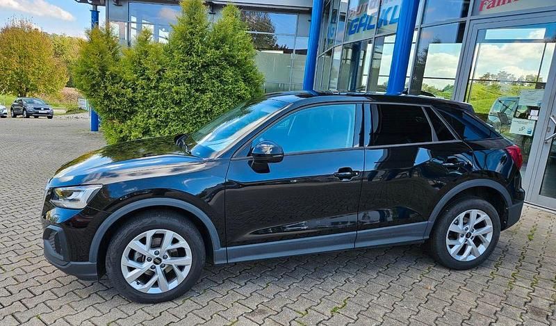 Gebraucht Audi Q2 116 PS (85 kW) 2024 Schwarz SUV