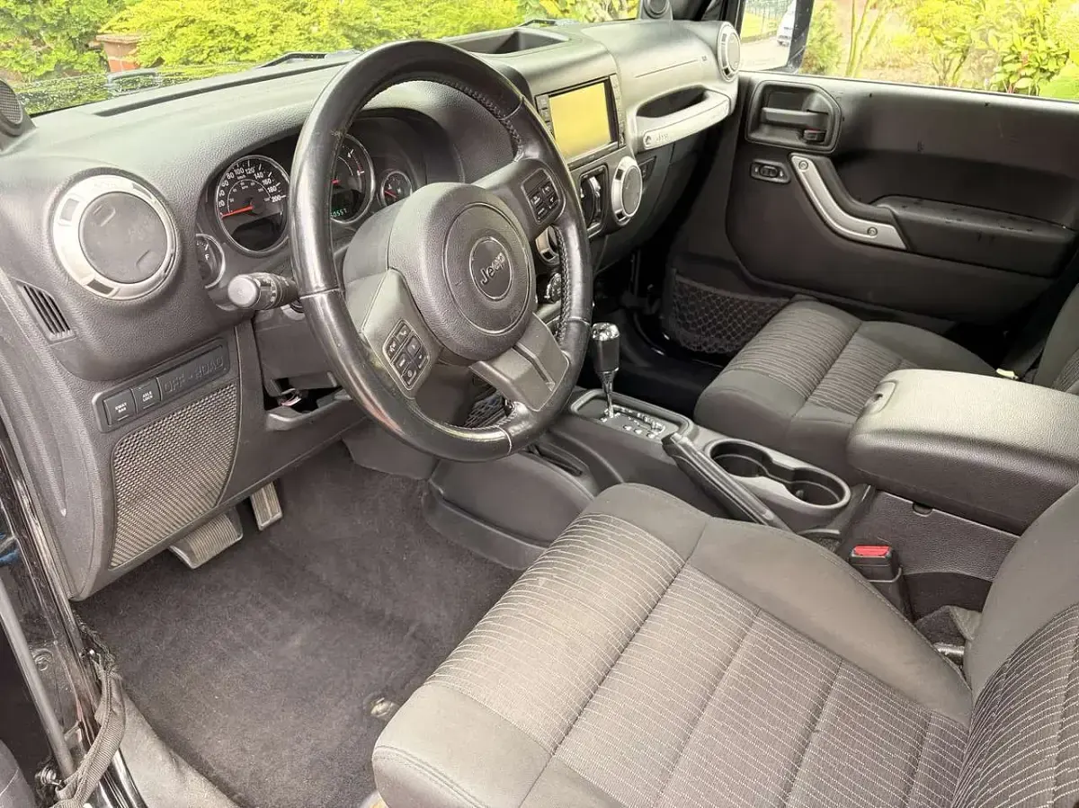 Gebraucht Jeep Wrangler Unlimited Rubicon 200 PS (147 kW) 2012 SUV