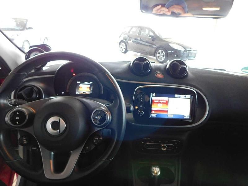 Gebraucht Smart ForFour Passion 71 PS (52 kW) 2017 Rot Kleinwagen